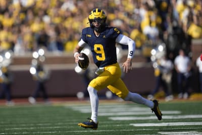 Michigan trounces Michigan State in shutout win, keeps Paul Bunyan Trophy