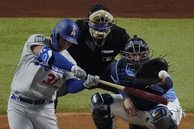 In Joctober, Pederson does it all for Dodgers