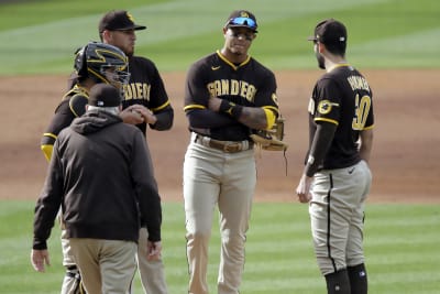 Padres Launch 3 Home Runs and Beat Dodgers 7-1