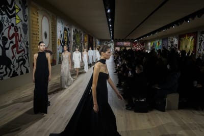 Dior celebrates the atelier, draws celebs to Paris couture