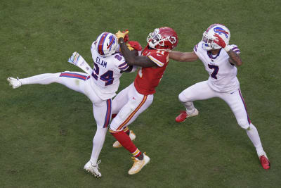 Chiefs Fall to Bills, 24-20, in a Game That Came Down to the Final Minutes