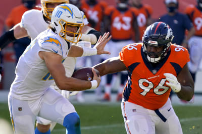 Lock rallies Broncos to last-second 31-30 win over Chargers