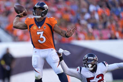 Russell Wilson booed on Seattle return as fumbling Broncos lose to
