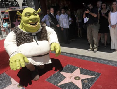 Shrek y Burro are back! Well, maybe According to the chisme that's  circulating online, an NBC Universal employee posted some details…