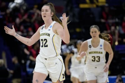 Women's college basketball player of the year in all 32