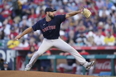 Chris Sale sparkles to earn first win, Red Sox top White Sox 6-1