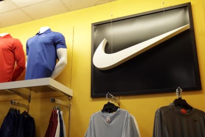 Nike store franklin mills on sale