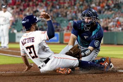 Brewers' Williams, Mariners CF Lewis win Rookie of the Year