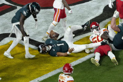 Super Bowl 2023 final score, results: Patrick Mahomes wins second title as  Chiefs overcome 10-point deficit vs. Eagles