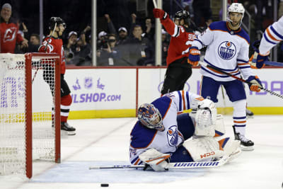 Devils top Oilers, tie franchise mark with 13th straight win - ABC7 New York