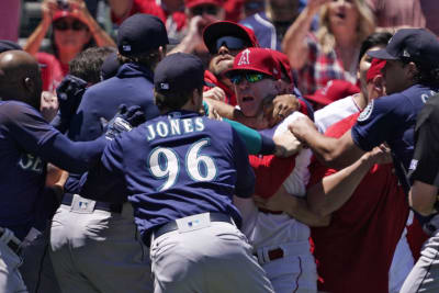 Anthony Rendon ALMOST Fights Fans who was Talking Trash!