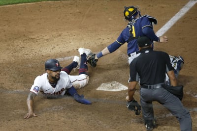 Twins' no-hit bid vs Brewers ended with one out in eighth