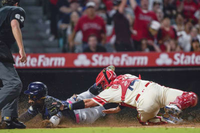 Bichette and Chapman's home runs lift Blue Jays over Mariners 6-2