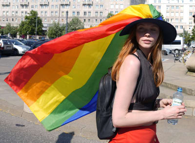 Poland: thousands turn out for Warsaw Pride march, LGBTQ+ rights