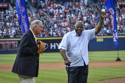 Brewers' '44' uniform patch pays tribute to baseball great Hank Aaron