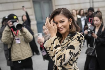 Alicia Vikander Louis Vuitton Show March 6, 2023 – Star Style