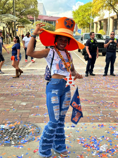 Grateful fans throng downtown for Astros victory parade