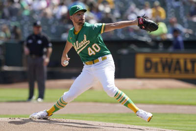 Mets boost staff, get Bassitt from A's for 2 minor leaguers