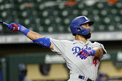 All quiet till Ríos HR in 13th lifts Dodgers over Astros 4-2