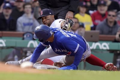 Rafael Devers, Red Sox hold off Blue Jays