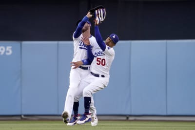 Mookie Betts, Walker Buehler shine as Dodgers beat Braves - Los