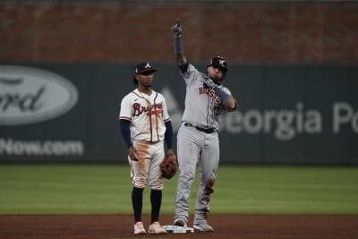 Eddie Rosario's grand slam caps Braves' comeback win over Diamondbacks