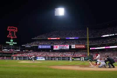 Buxton, Farmer hit 3-run homers as Twins top Astros 9-6