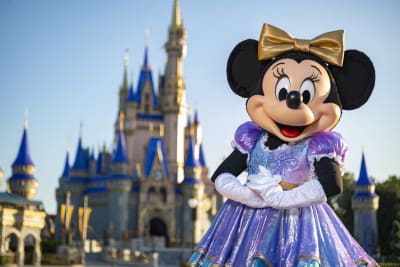 Minnie Mouse trades iconic dress for a pantsuit. Not everyone's a fan.