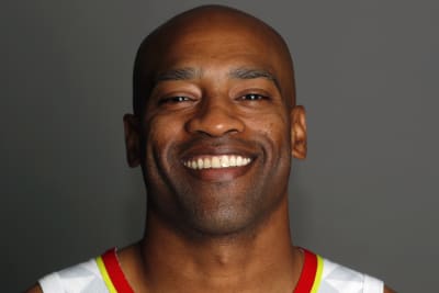 Vince Carter checks in for Hawks, begins record 22nd season