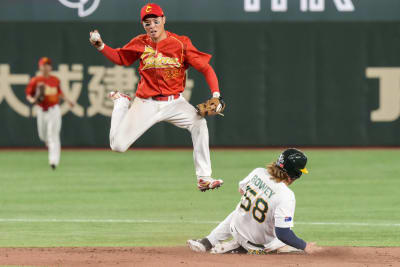 Japan Routs China in WBC Opener - The Japan News