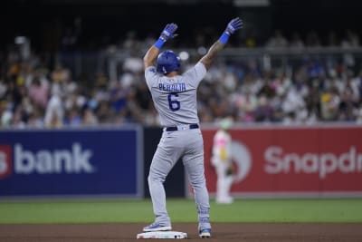 Dodgers rally for 5 runs in the 8th to beat the Padres 10-5