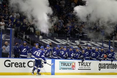 Lightning share Stadium Series spotlight with family, fans, each other