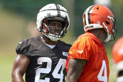 Browns RB Nick Chubb Undergoes First Knee Surgery; 2024 Return In Play