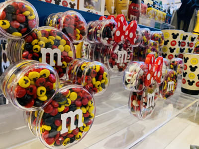 Inside M&M's World London - The world's largest candy store