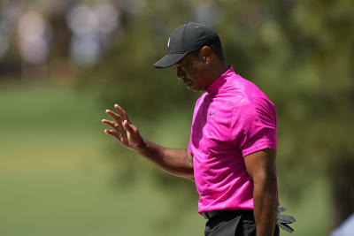 Woods thrills patrons with Masters comeback