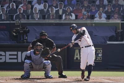 Carlos Correa hits walk-off home run to keep Astros alive in ALCS