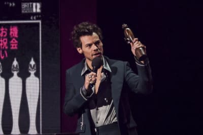 Harry Styles rocks Gucci - The Flow House