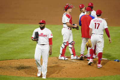 Benches clear in Mets-Phillies after Jose Alvarado strikes out