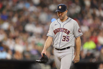 Astros' Verlander Exits Sunday's Game Early with Right Calf