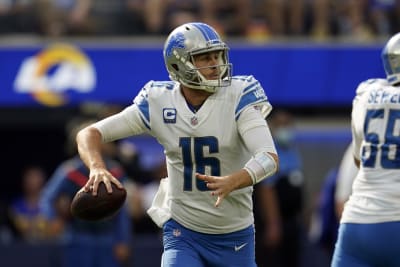 Stafford throws 3 TD passes, Rams edge Goff's Lions 28-19