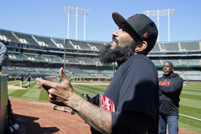 Giants pitcher Sergio Romo visits troops