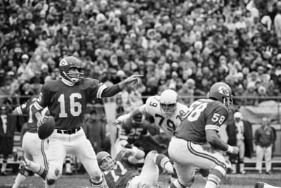 Super Bowl 2023: Kansas City Chiefs, NFL honor Len Dawson