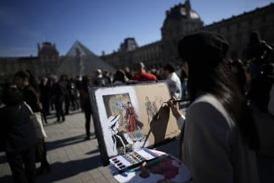 paris fashion week louvre 2022