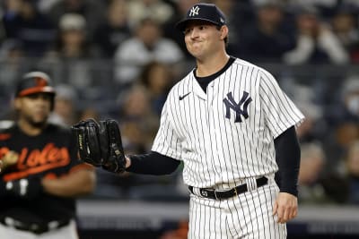 Trevino lifts Yankees over O's in 11; LeMahieu, Stanton hurt