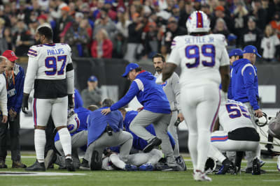Buffalo Bills' Damar Hamlin collapses on field, in critical condition