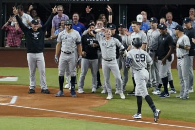 Aaron Judge shares special moment with cancer survivor