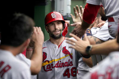 Wainwright throws CG on 39th birthday, Cards top Indians 7-2