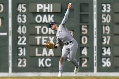 Bello shuts down Yankees as Red Sox sweep doubleheader and series