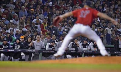 Red Sox win 4-1, 6-2 to sweep Yankees in series