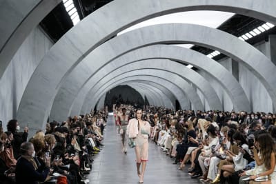 Kim Jones back on runway as Fendi channels celestial Rome - The